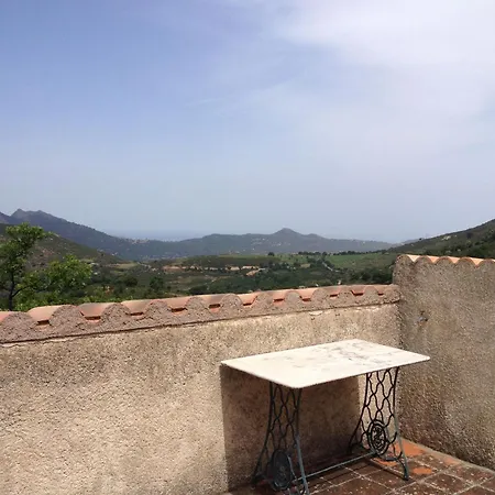 U Paisolu, Maison De Village En Corse, Entre Et Montagne Nessa