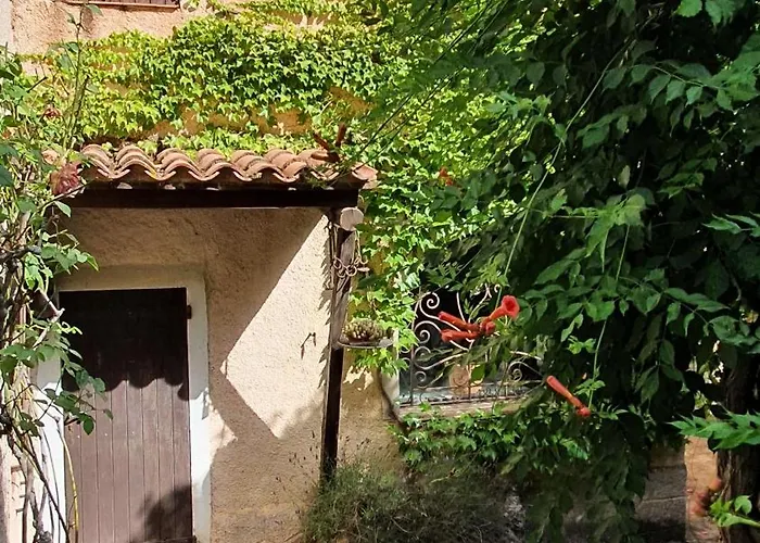 U Paisolu, Maison De Village En Corse, Entre Et Montagne * Nessa