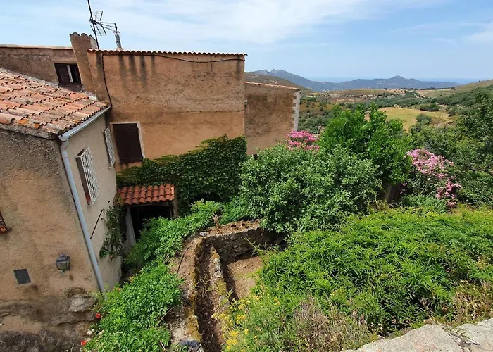 U Paisolu, Maison De Village En Corse, Entre Et Montagne